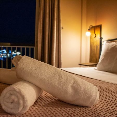 The Anchor - Next To The Port, Airport & Athens Appartement Rafína Buitenkant foto